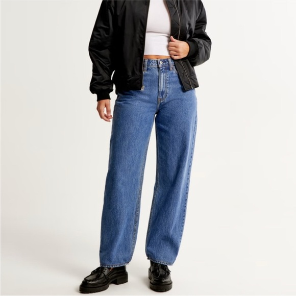 GAP Classic Blue Denim Barrel Leg Jeans - Picture 1 of 13
